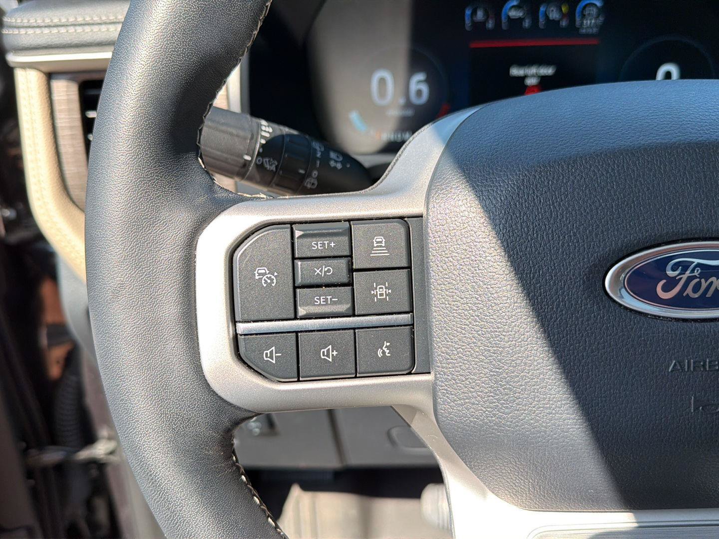 Used 2024 Ford Expedition Limited RWD image 21