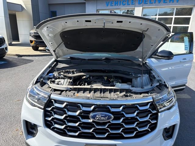 Used 2025 Ford Explorer Platinum w/ LUX Leather Package image 26