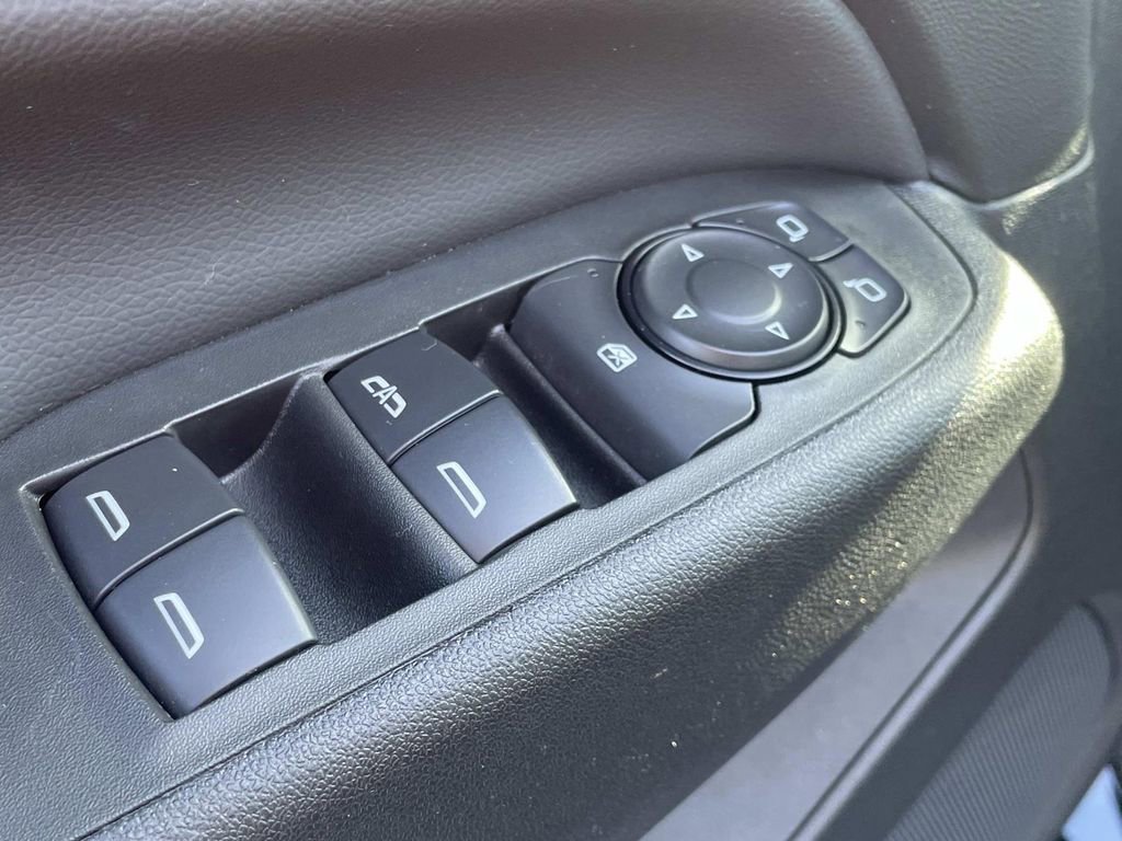 Used 2024 Chevrolet Equinox LT w/ LPO, Floor Liner Package image 16