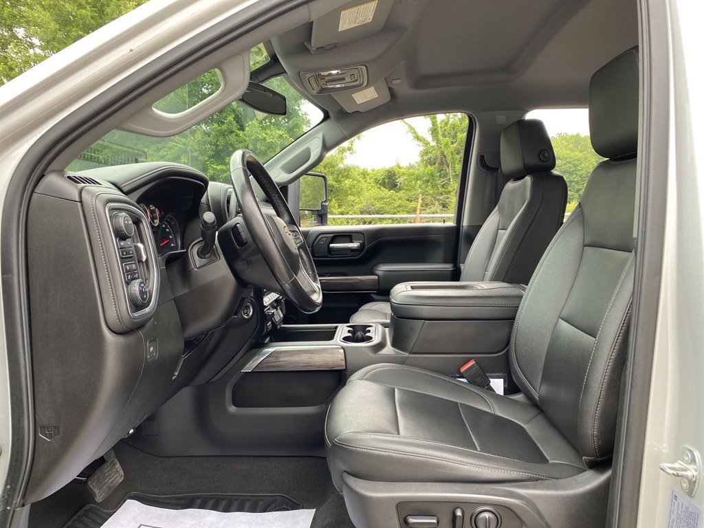 Used 2022 Chevrolet Silverado 2500 LTZ w/ LTZ Convenience Package image 28