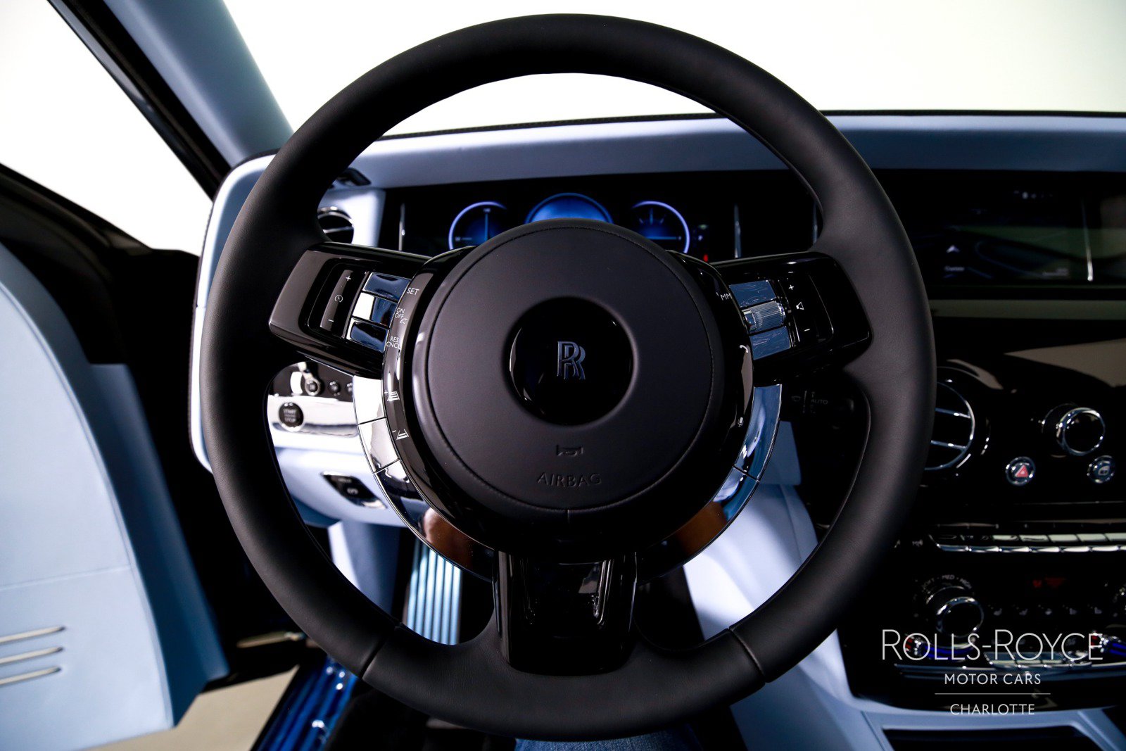 New 2027 Rolls-Royce Phantom Sedan RWD image 15
