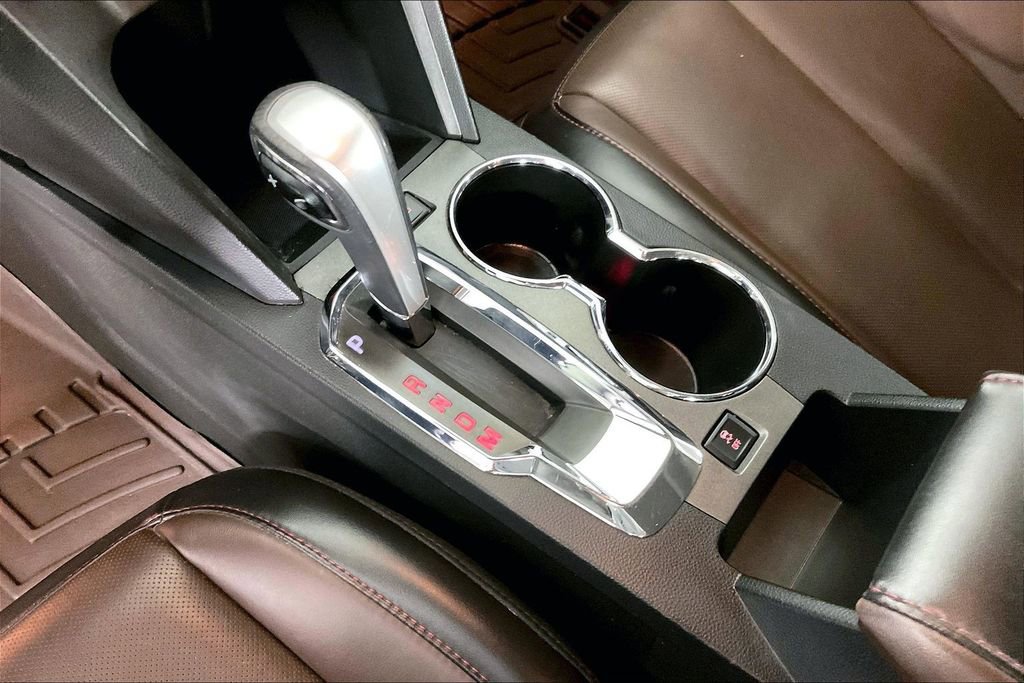 Used 2014 GMC Terrain SLT w/ Cargo Package image 19