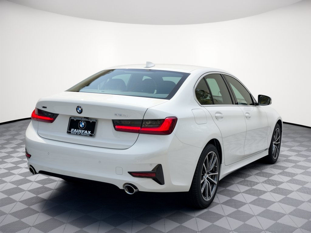 Used 2022 BMW 330i xDrive Sedan w/ Driving Assistance Package AWD/4WD image 9