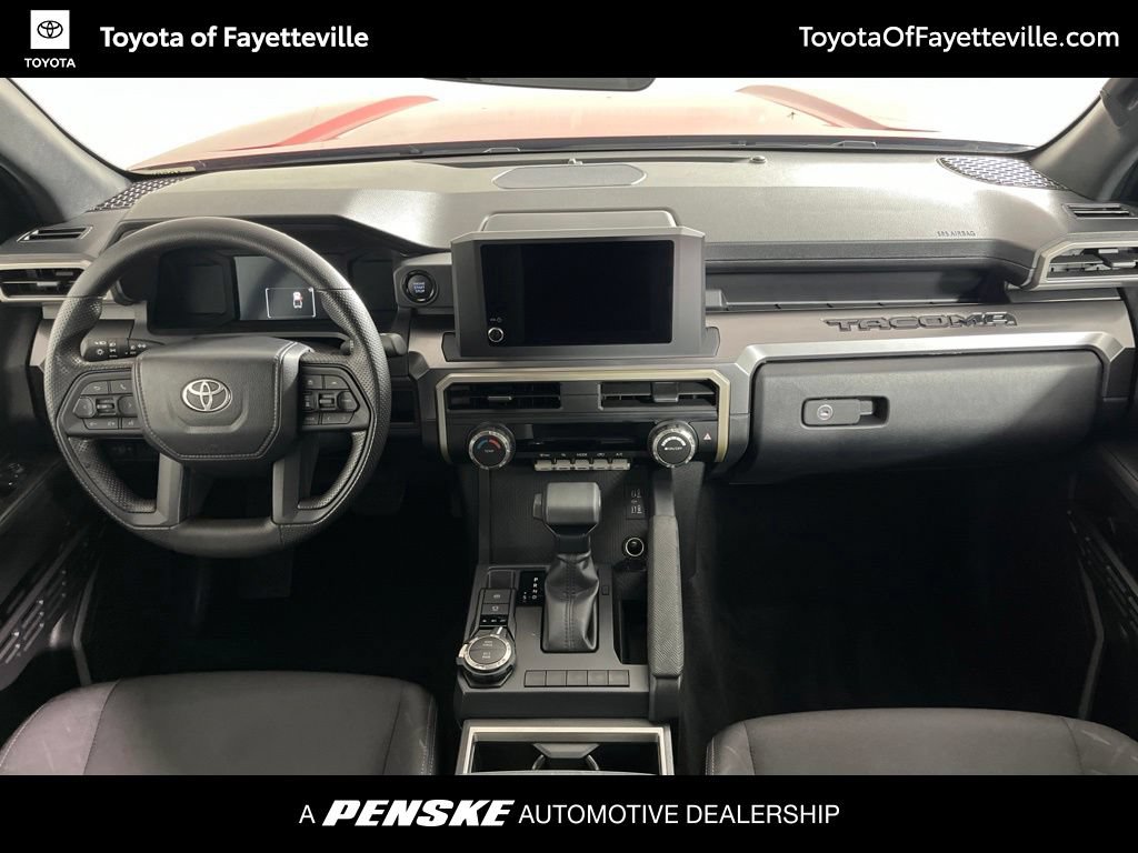 Used 2025 Toyota Tacoma SR5 AWD/4WD image 17