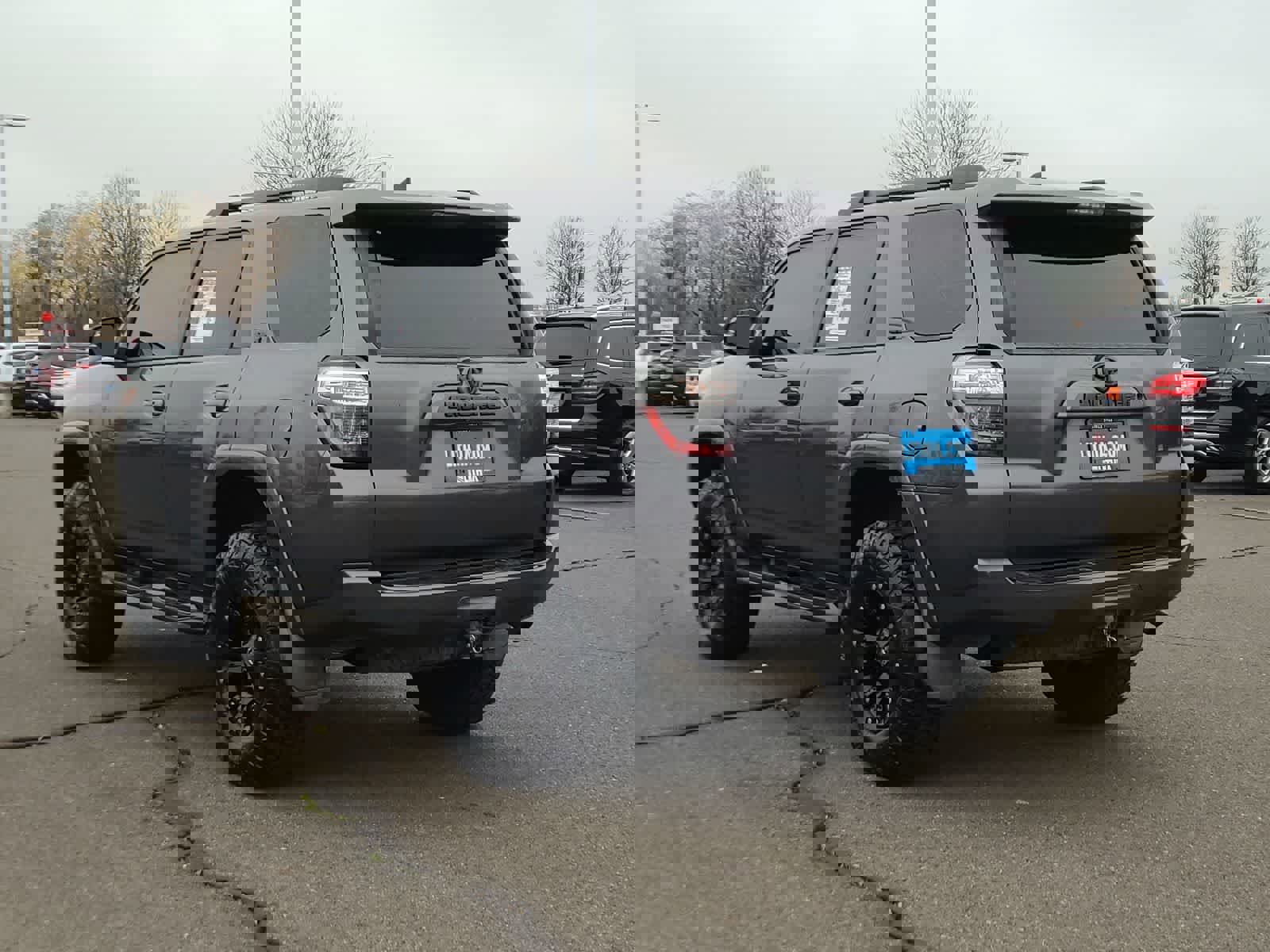 Used 2018 Toyota 4Runner SR5 Premium image 12