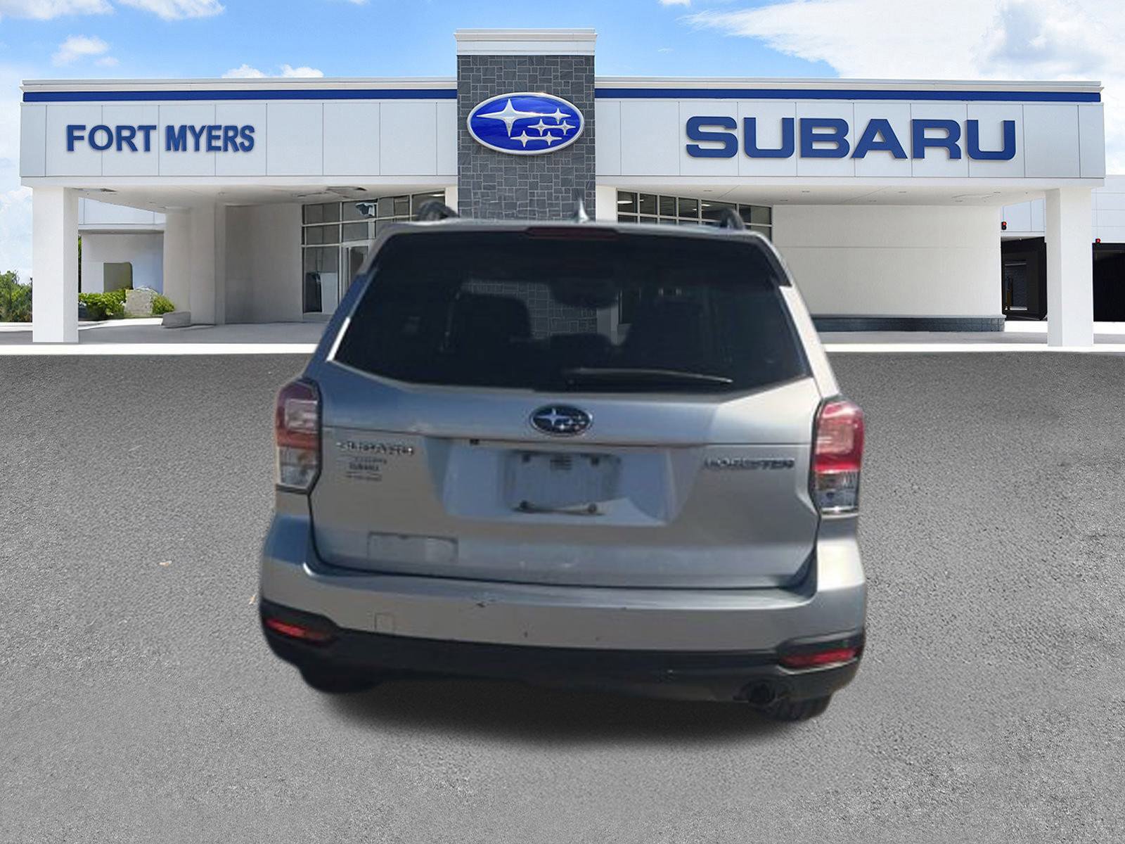 Used 2018 Subaru Forester 2.5i Touring image 11