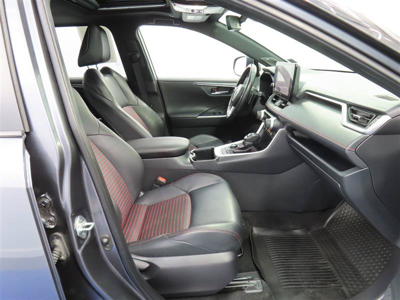 Used 2023 Toyota RAV4 XSE AWD/4WD image 32