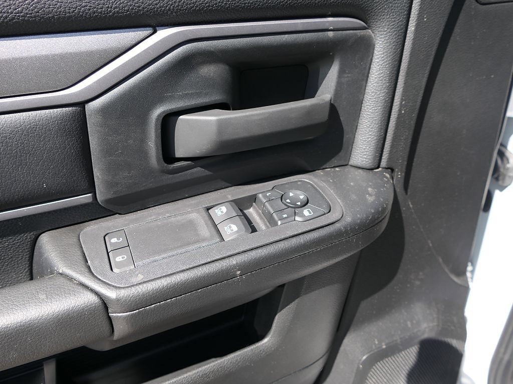 New 2026 RAM 5500 Tradesman w/ Chrome Appearance Group AWD/4WD image 13