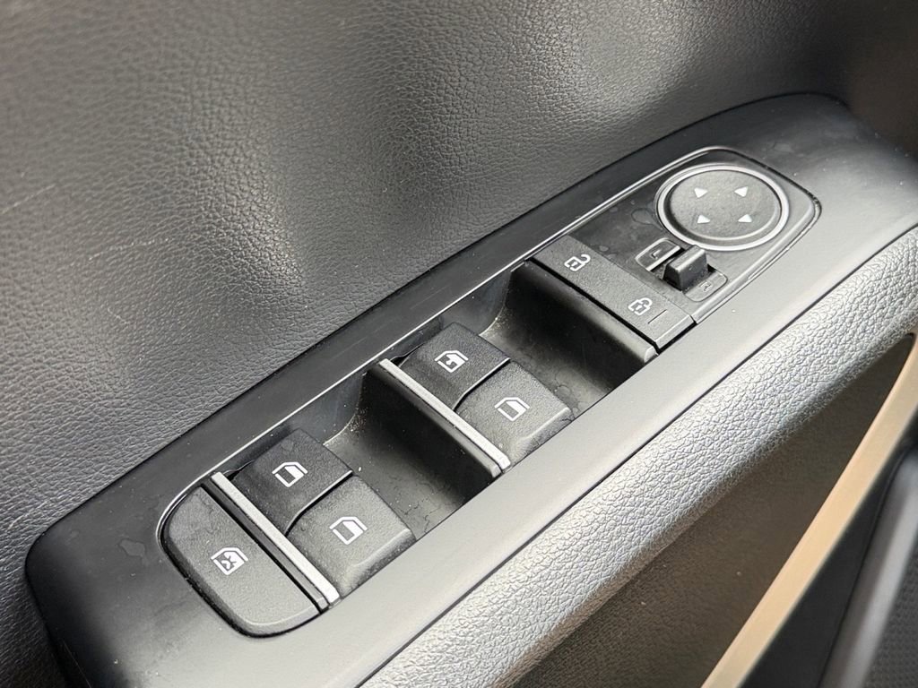 Used 2024 Kia Soul LX w/ Option Group 015 image 19