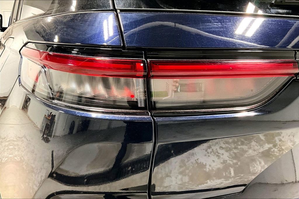 Used 2024 Jeep Grand Cherokee Trailhawk image 40