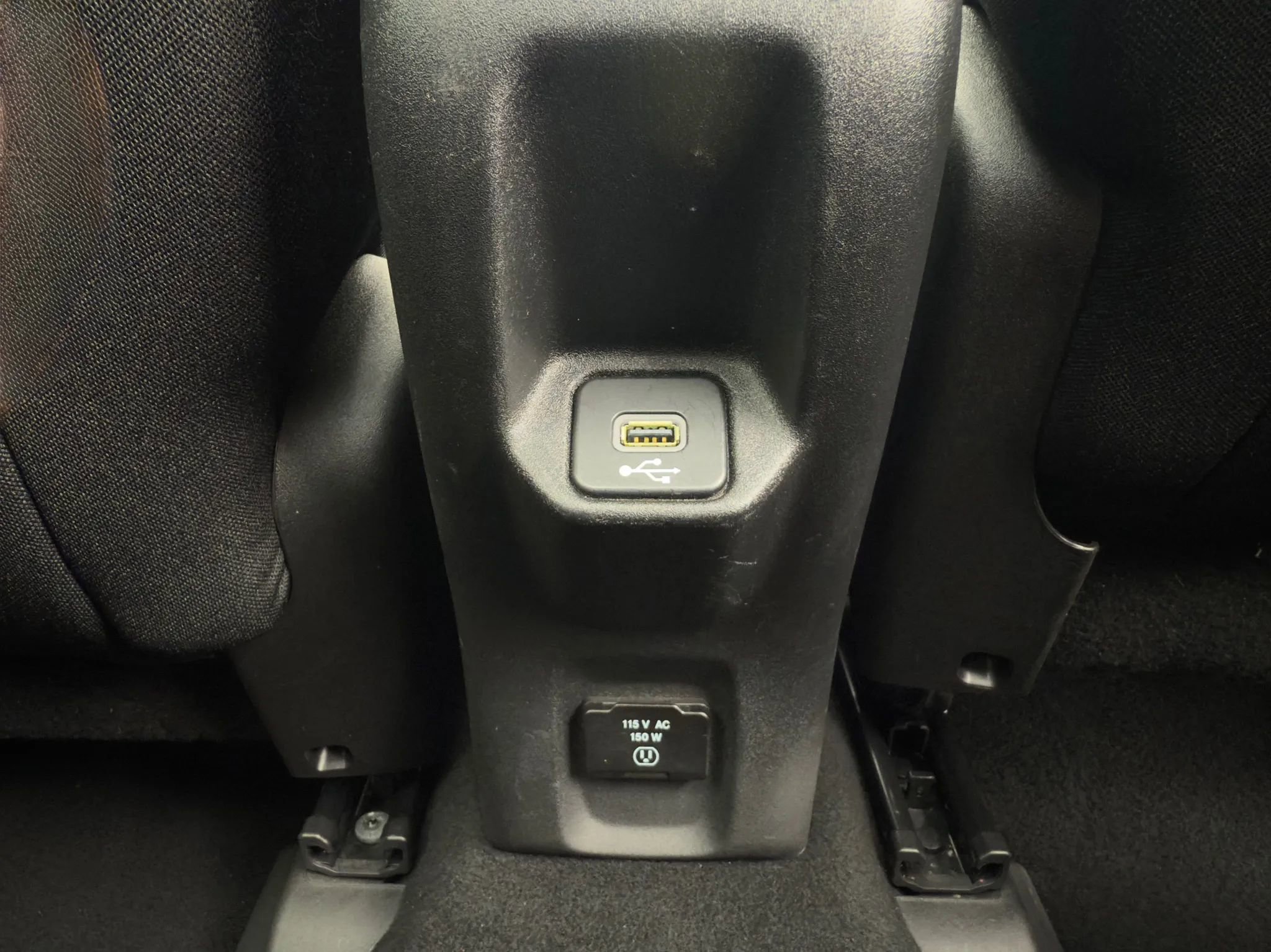Used 2018 Jeep Renegade Altitude w/ UConnect 8.4 Nav Group image 25