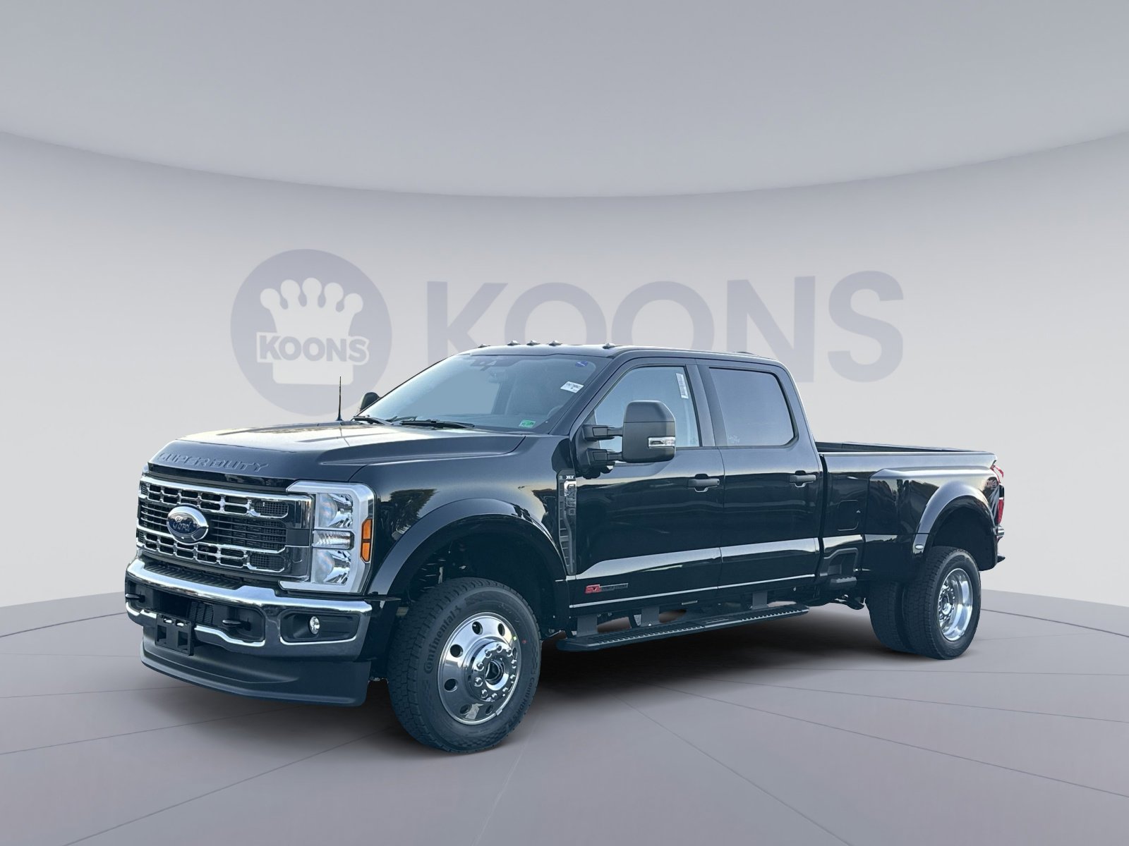 New 2026 Ford F450 XLT w/ 360-Degree Camera Package