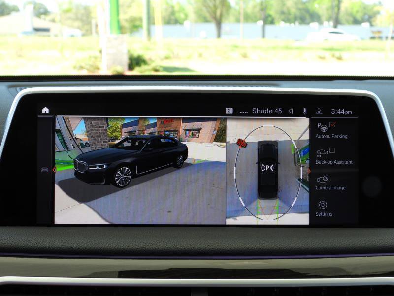 Used 2021 BMW 740i w/ Premium Package image 64