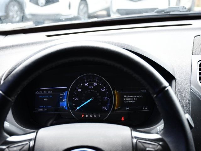 Used 2018 Ford Explorer XLT w/ Equipment Group 201A AWD/4WD image 27