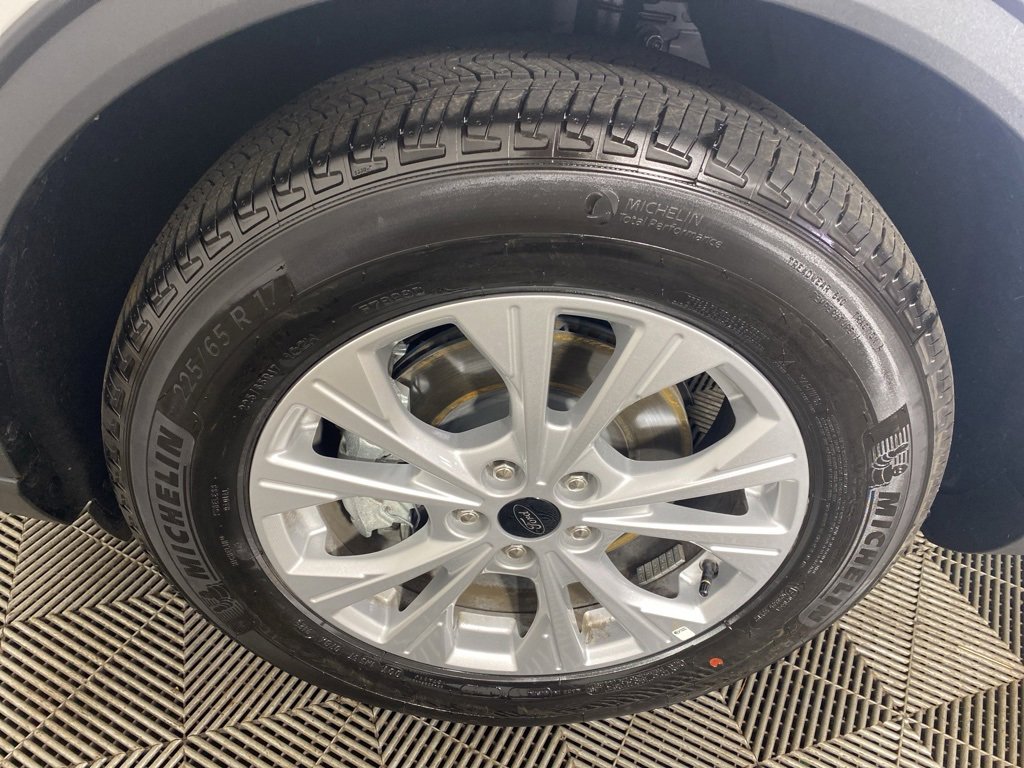 Used 2025 Ford Escape Active image 26