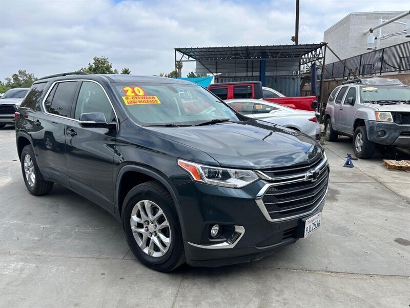 Used 2020 Chevrolet Traverse LT FWD image 31
