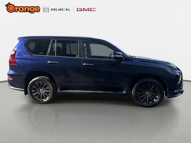 Used 2022 Lexus GX 460 Premium w/ Accessory Package AWD/4WD image 2