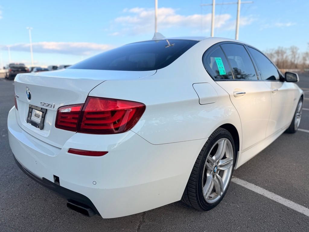 Used 2013 BMW 550i xDrive Sedan AWD/4WD image 4