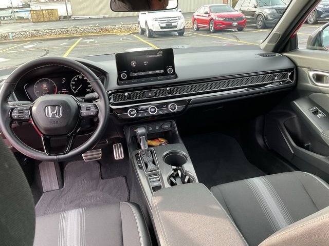Used 2025 Honda Civic Sport image 12