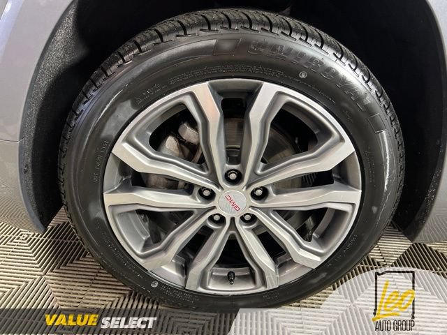 Used 2019 GMC Terrain Denali w/ Advanced Safety Package AWD/4WD image 9