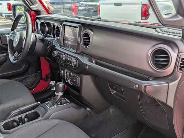 Used 2022 Jeep Gladiator Sport image 15