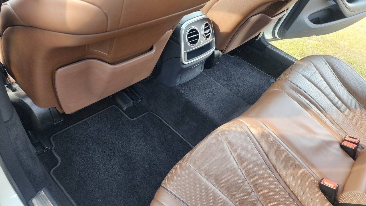 Used 2018 Mercedes-Benz S 560 Sedan image 55