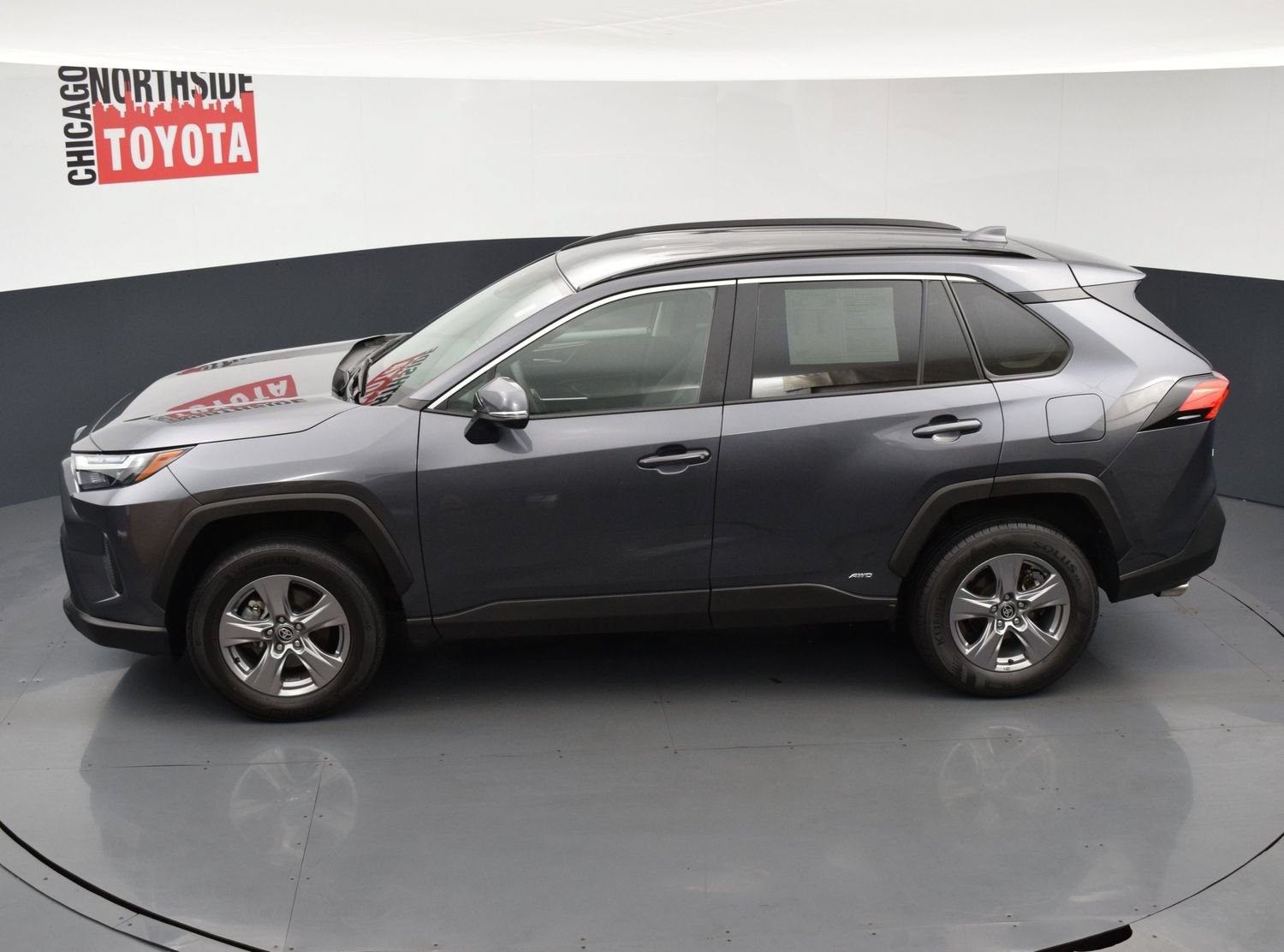 Used 2025 Toyota RAV4 XLE AWD/4WD image 17