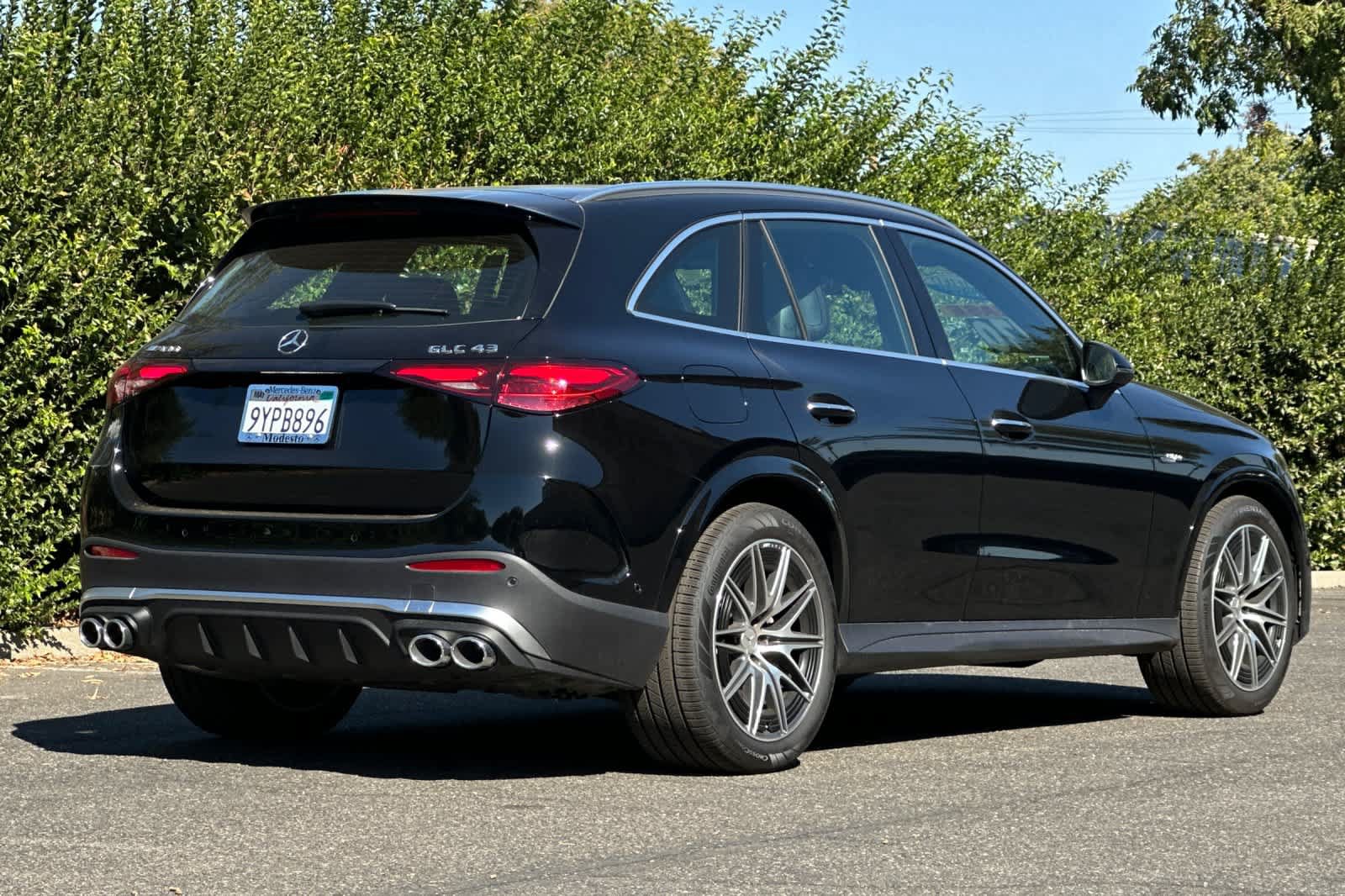 Certified 2026 Mercedes-Benz GLC 43 AMG 4MATIC image 3
