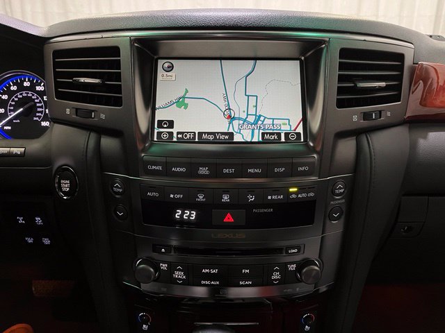 Used 2009 Lexus LX 570 4WD w/ Preferred Accessory Pkg image 23