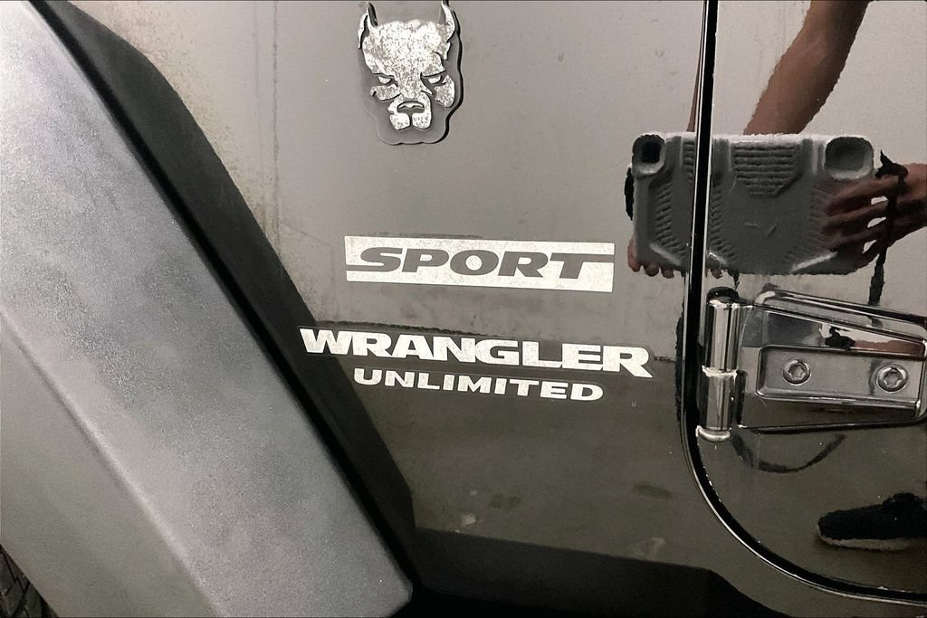 Used 2016 Jeep Wrangler Unlimited Sport w/ Quick Order Package 24S AWD/4WD image 21
