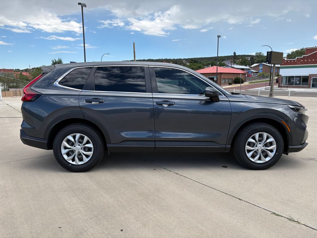 Used 2023 Honda CR-V LX image 4