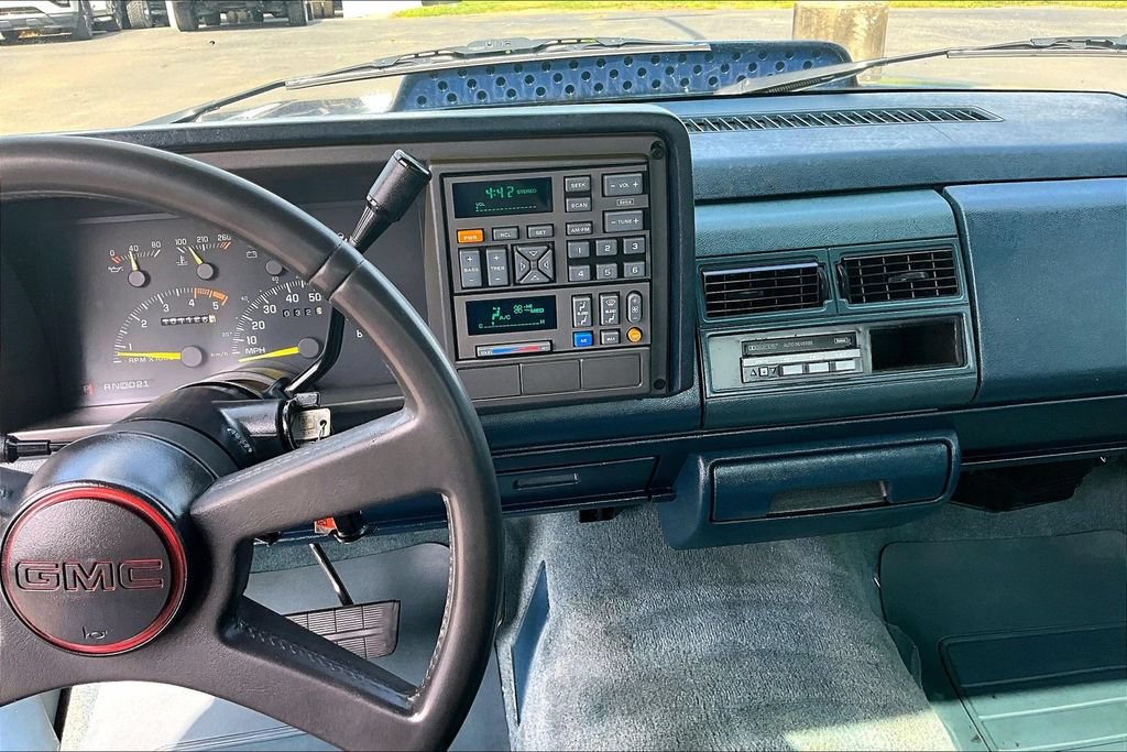 Used 1994 GMC Sierra 1500 2WD Regular Cab image 10