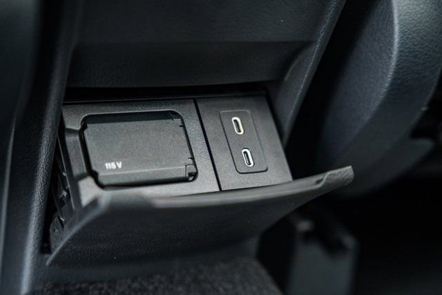 New 2026 Mercedes-Benz GLB 250 4MATIC image 34