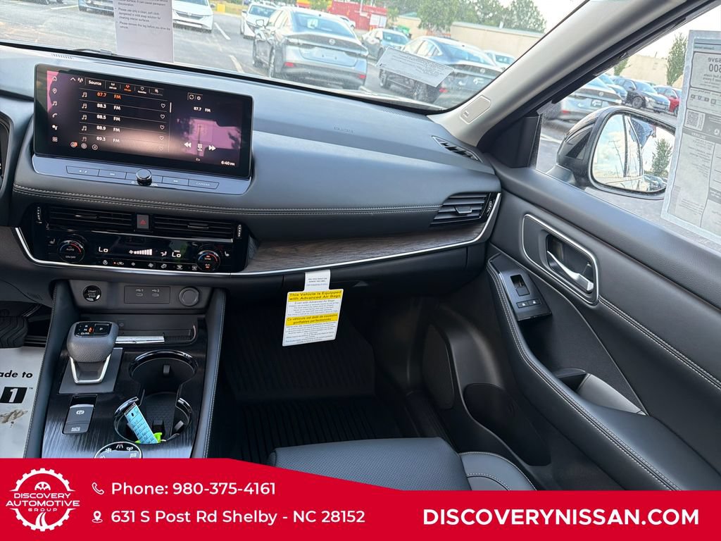 New 2026 Nissan Rogue Platinum AWD/4WD image 35