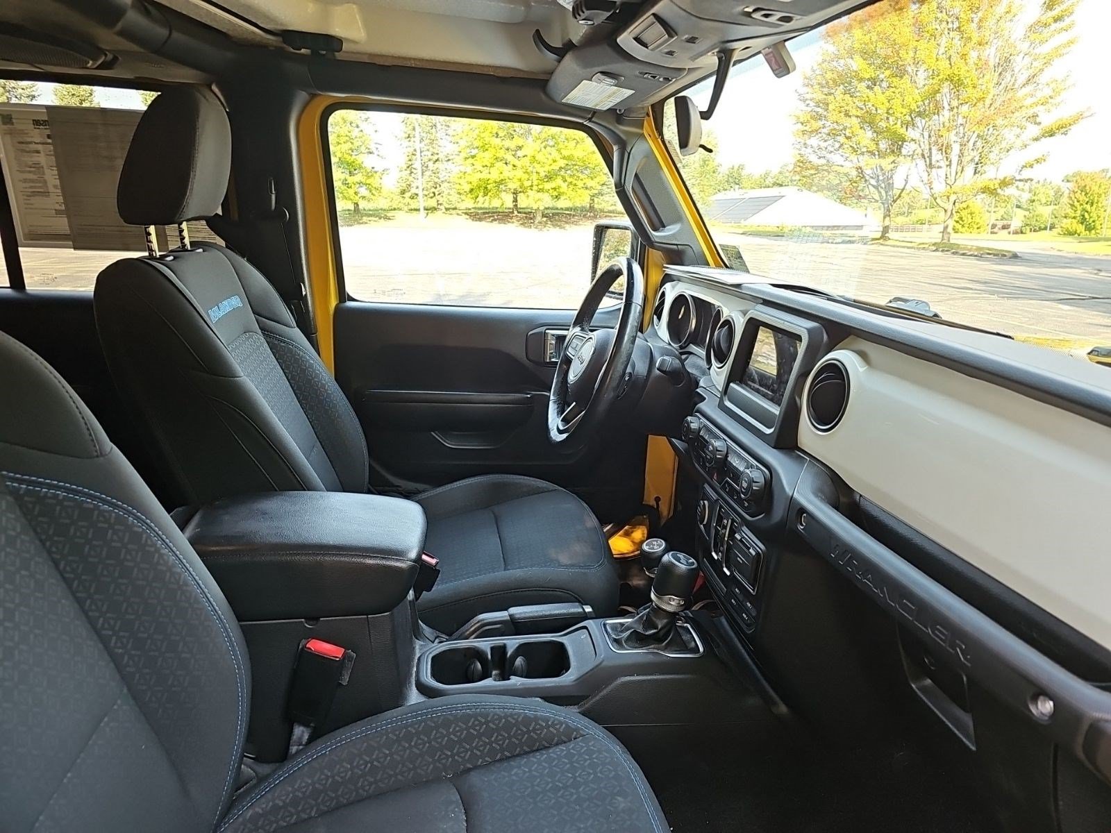 Used 2021 Jeep Wrangler Unlimited Sport AWD/4WD image 12