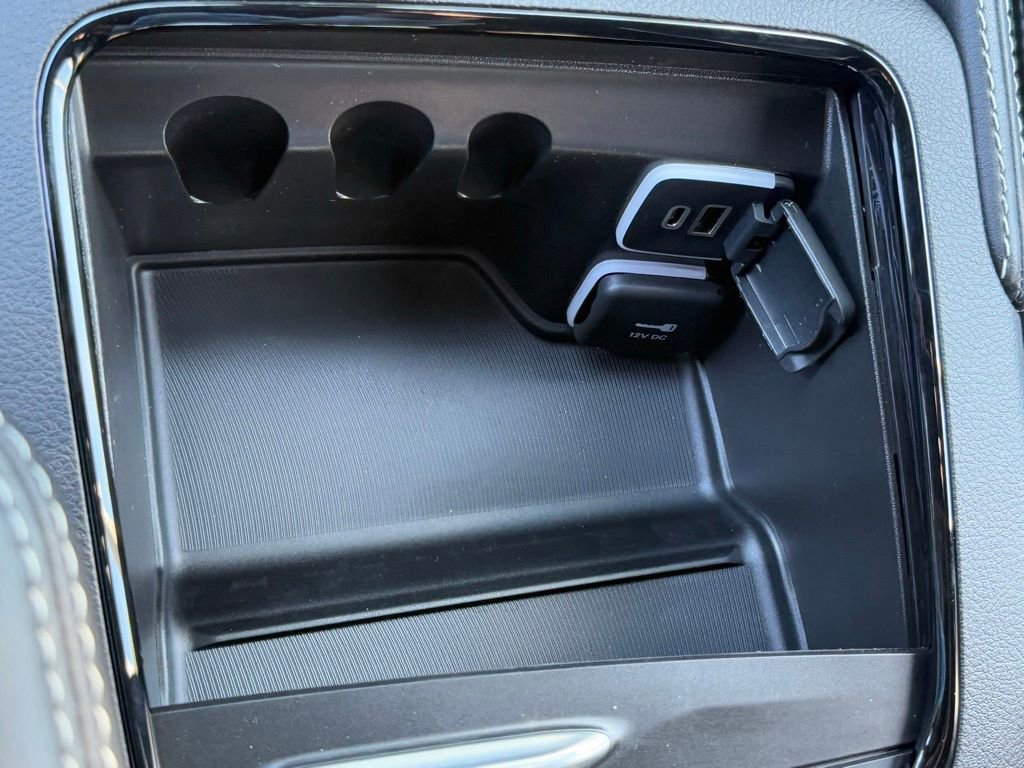 New 2026 Chrysler Pacifica Limited image 18