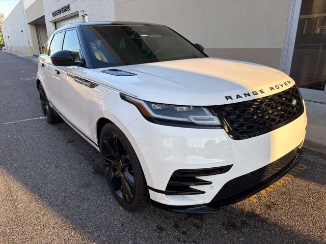 Used 2023 Land Rover Range Rover Velar HST AWD/4WD image 3