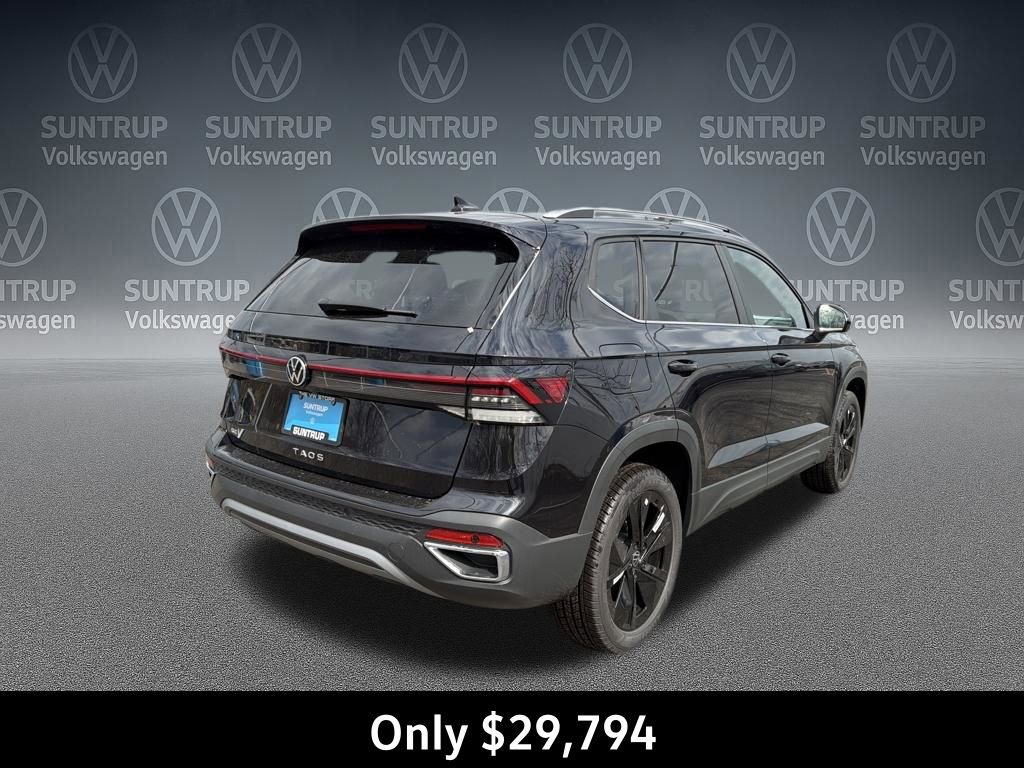 New 2026 Volkswagen Taos SE FWD image 5