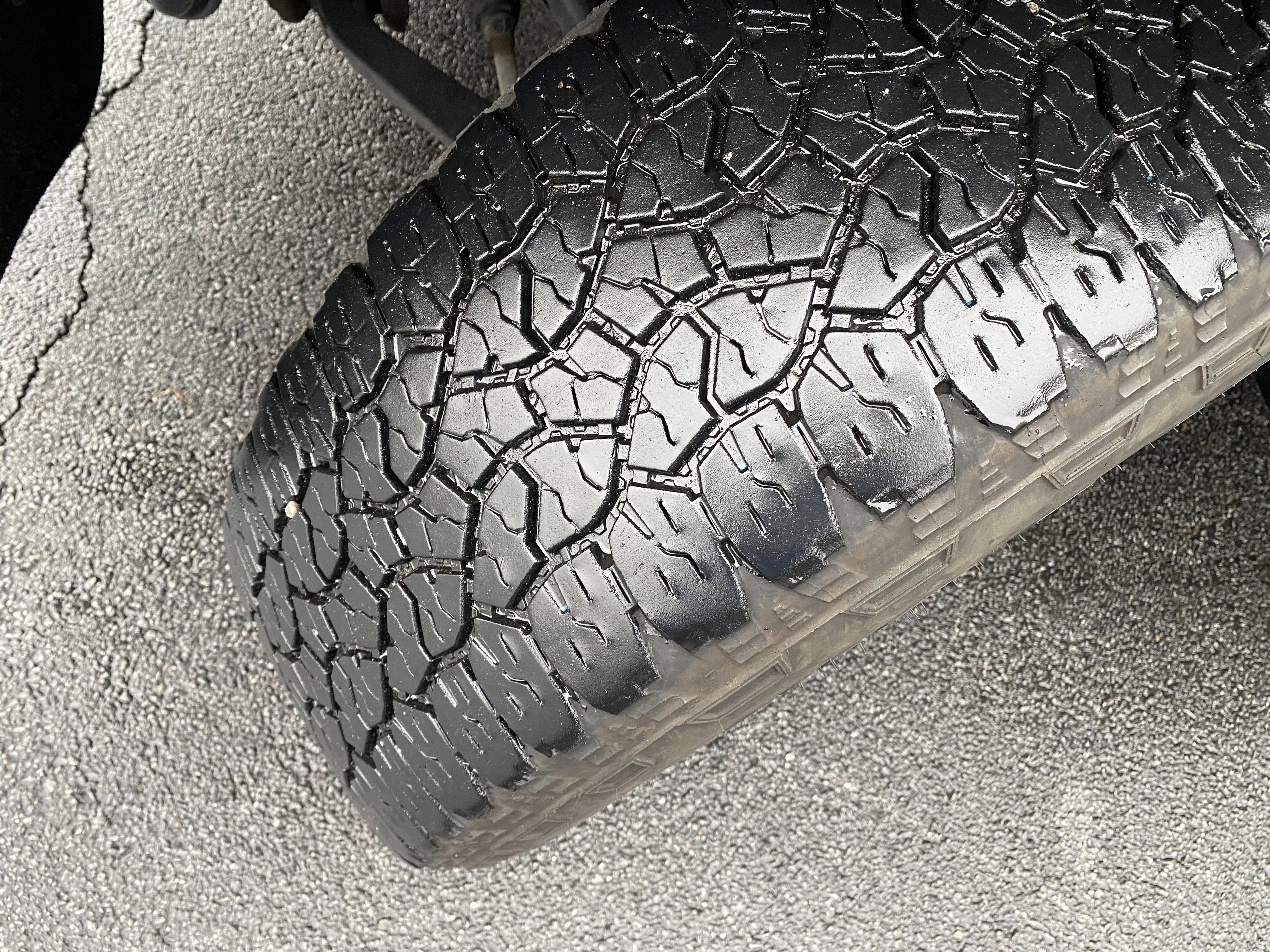 Used 2024 Chevrolet Silverado 2500 Custom w/ Custom Convenience Package image 12