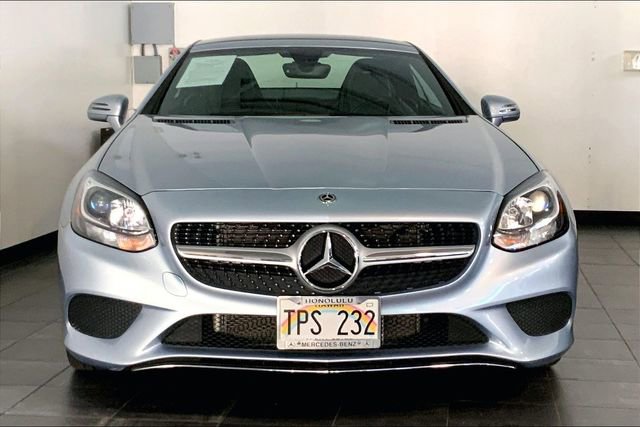 Used 2018 Mercedes-Benz SLC 300 image 3