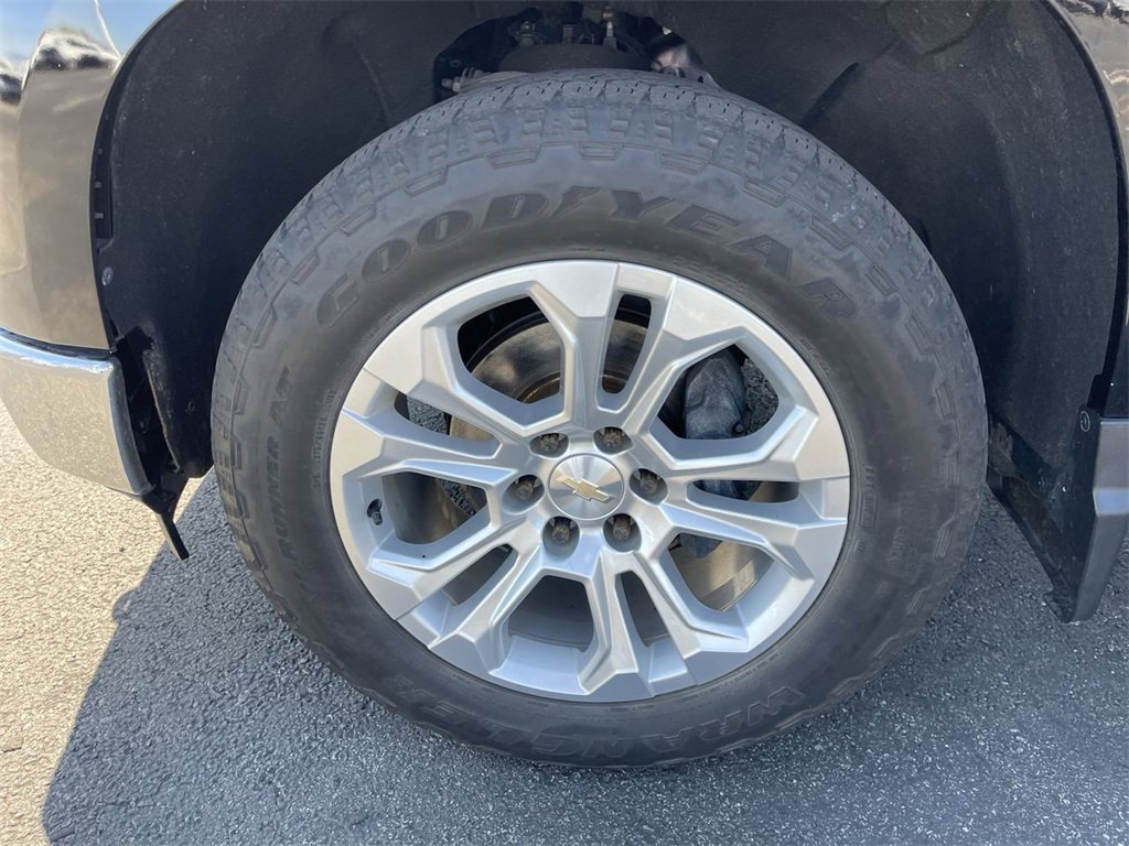 Used 2022 Chevrolet Silverado 1500 LTZ w/ LTZ Premium Package image 10