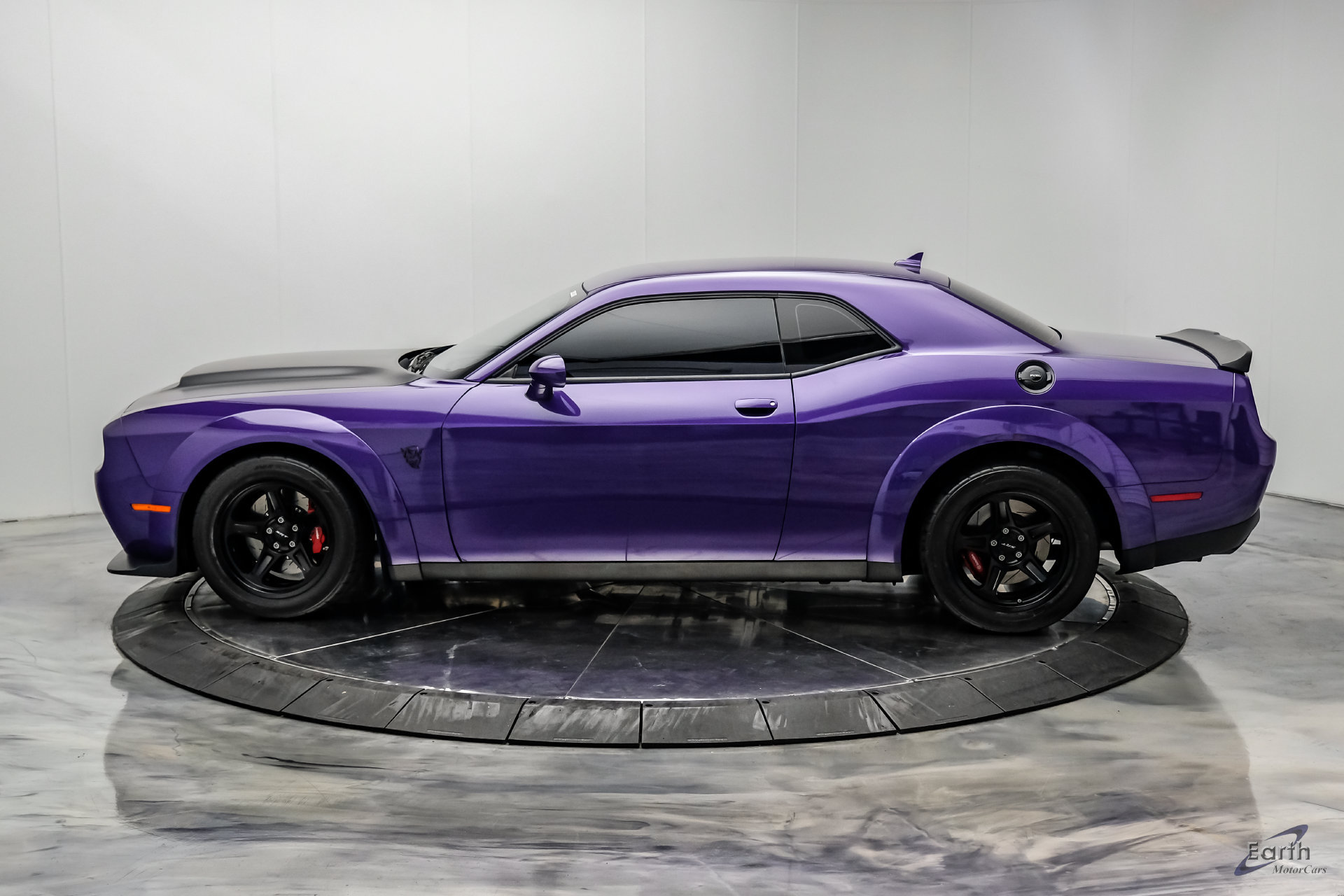 Used 2018 Dodge Challenger SRT Demon RWD image 9