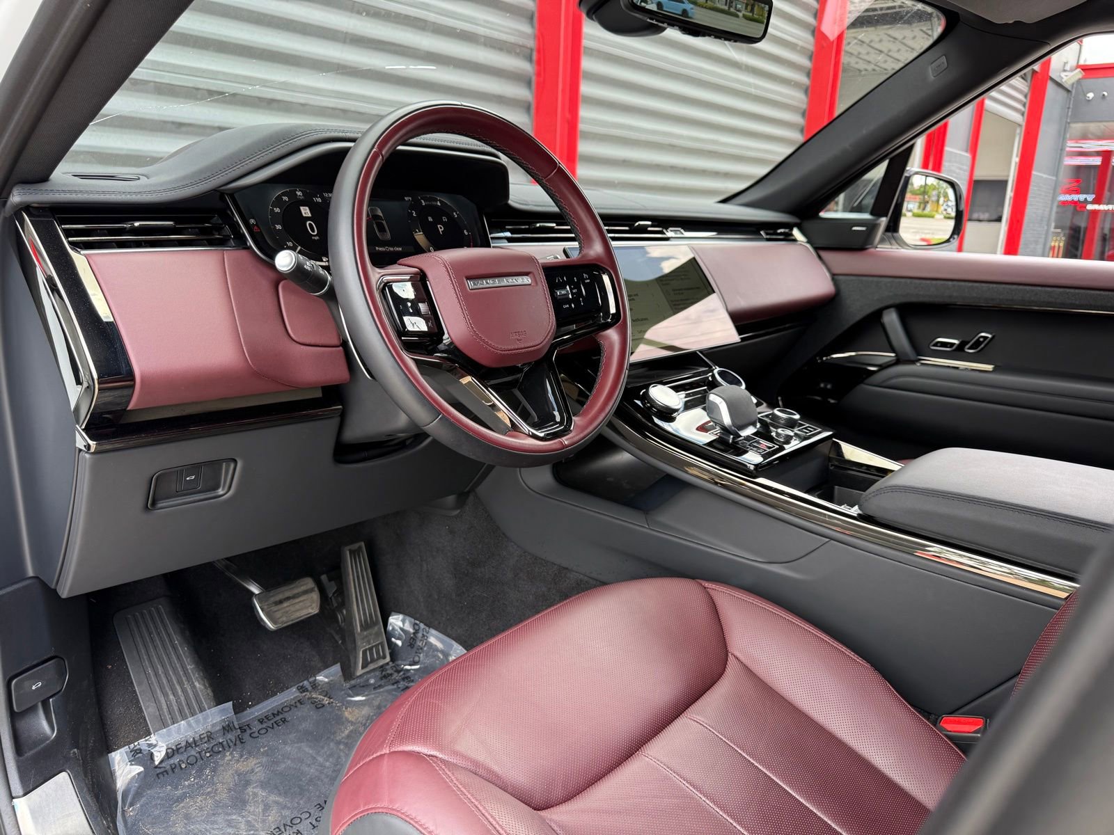 Used 2023 Land Rover Range Rover Sport SE Dynamic AWD/4WD image 13