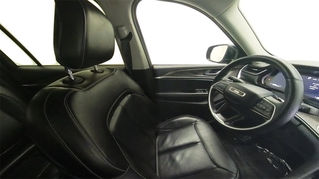 Used 2022 Jeep Grand Cherokee L Limited image 33