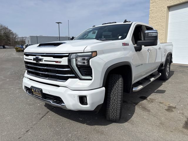 New 2026 Chevrolet Silverado 2500 LT w/ Z71 Chrome Sport Edition image 4