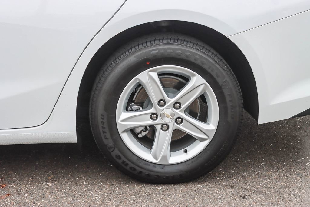 Used 2025 Chevrolet Malibu LS image 10