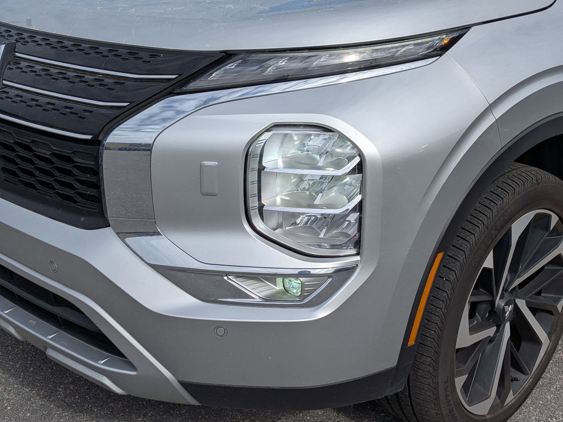 Used 2024 Mitsubishi Outlander SE image 7