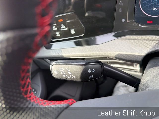 Used 2024 Volkswagen GTI SE image 33