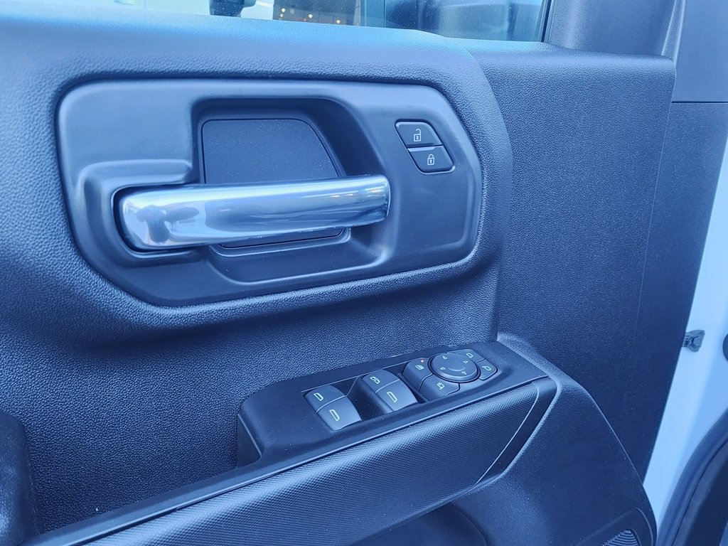New 2026 GMC Sierra 2500 Pro w/ Convenience Package image 16