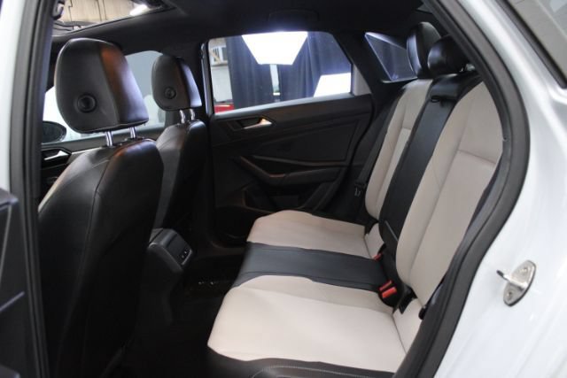 Used 2019 Volkswagen Jetta R-Line w/ R-Line Cold Weather Package FWD image 26